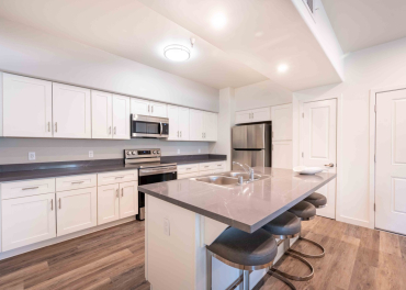 6710 West Doe Avenue, Unit 1