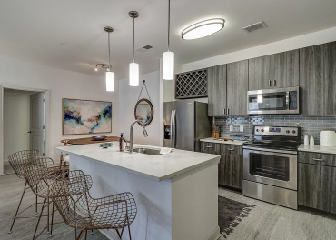 1565 Moss Spring Road