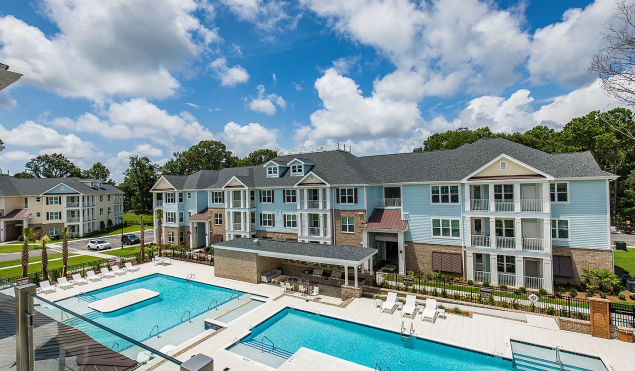 10 Tips for Selling Your Home During the Holidays: Attract Homebuyers This Season