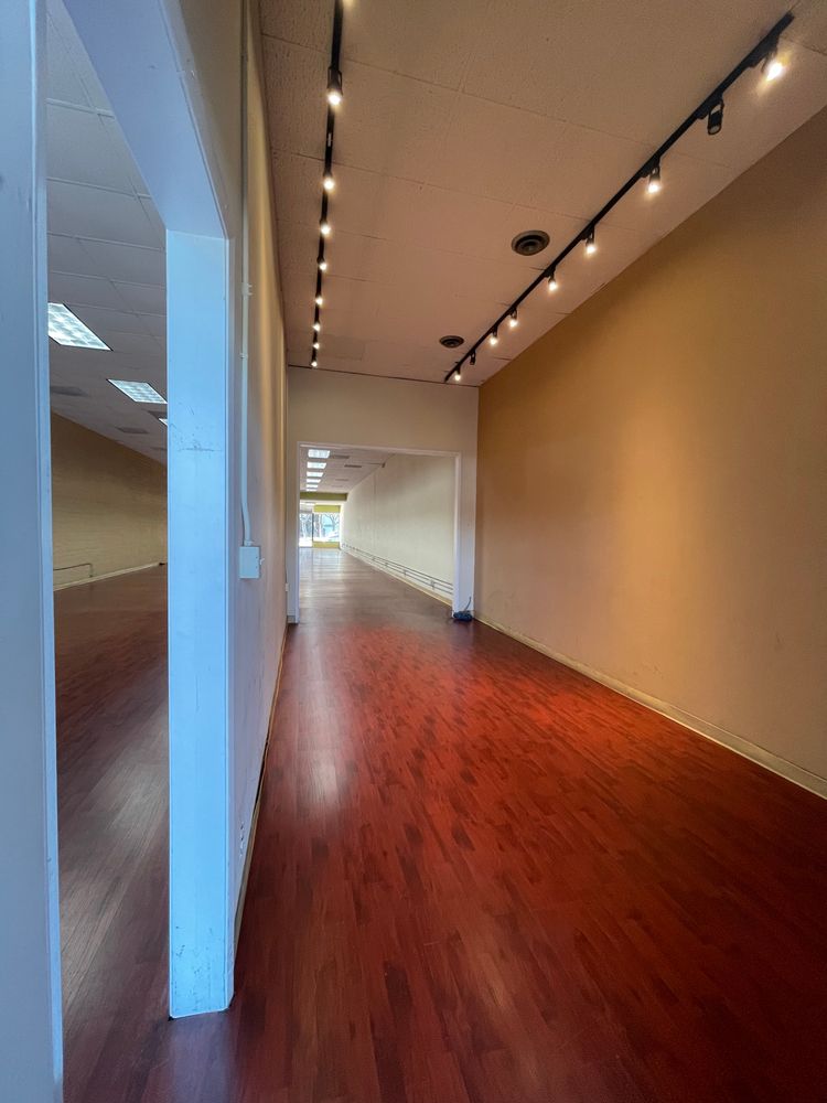 254 South Lake Avenue