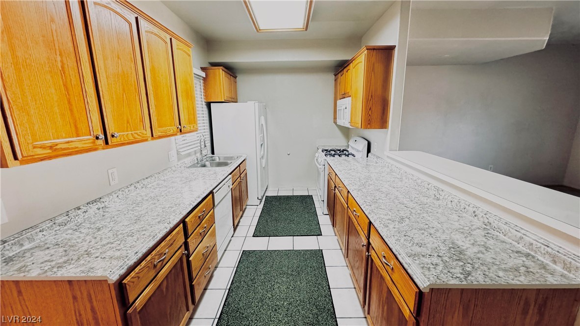 1739 North Lamont Street