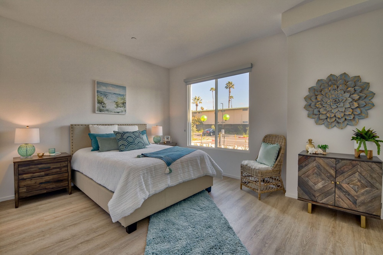 1640 East Plaza Boulevard