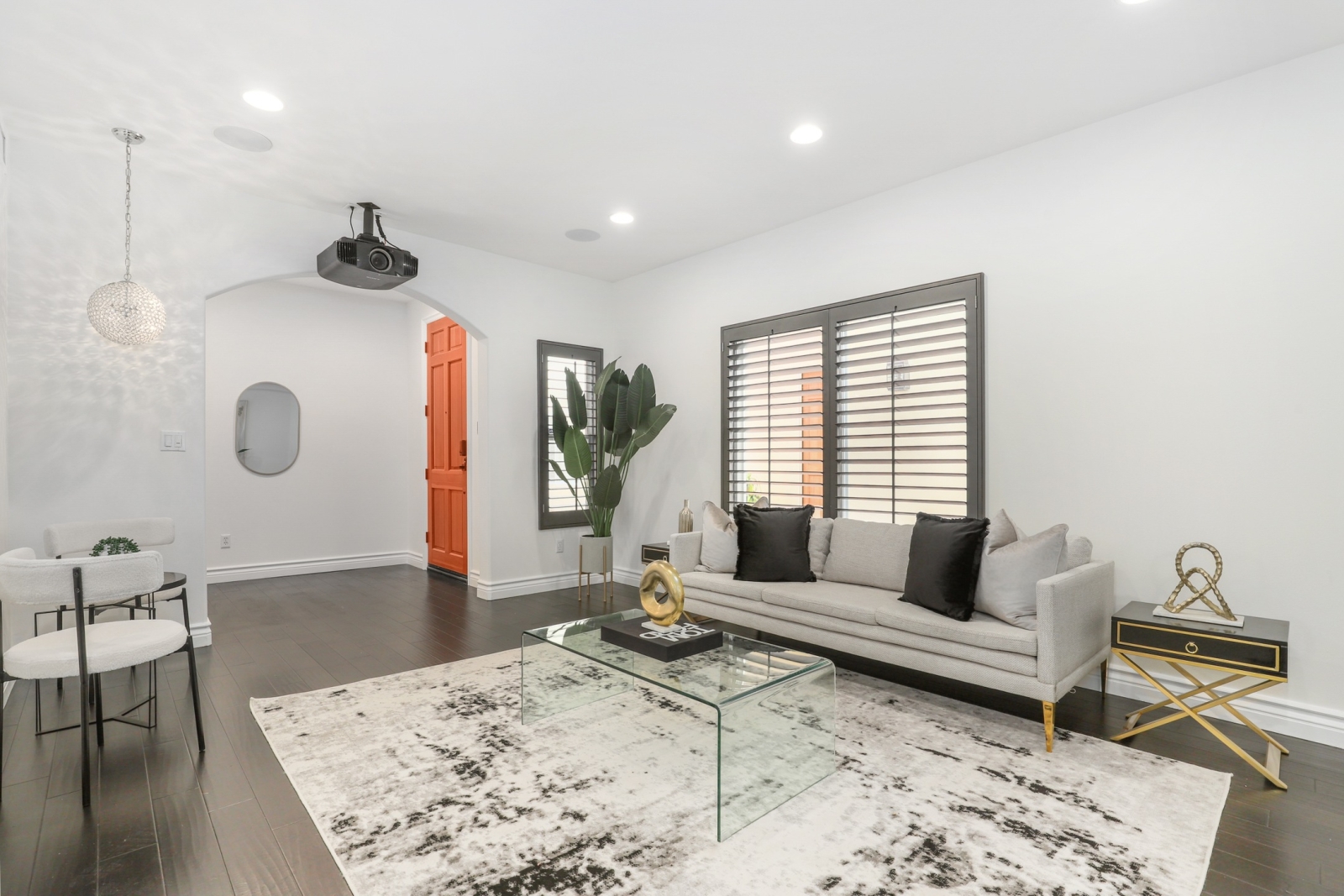 640 North Sweetzer Avenue