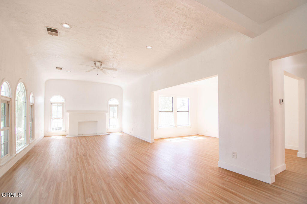 5166 Packard Street, Unit 6